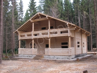 Дом из оцилиндрованного бревна 240 мм